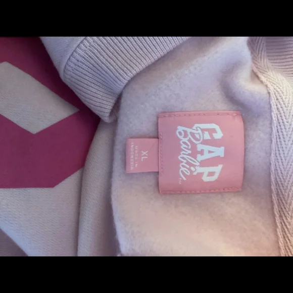 GAP Pink Women's Crew Neck Sweater - Picture 2 of 2